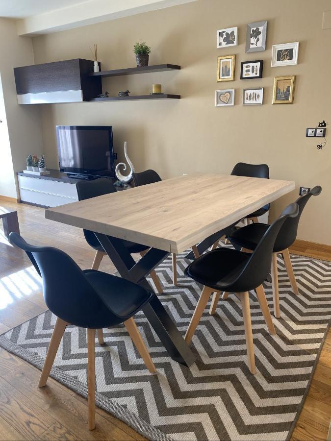 Apartament Neret I Sort Buitenkant foto