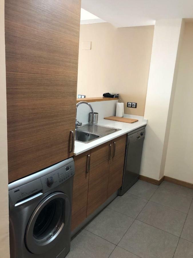 Apartament Neret I Appartement Sort Buitenkant foto